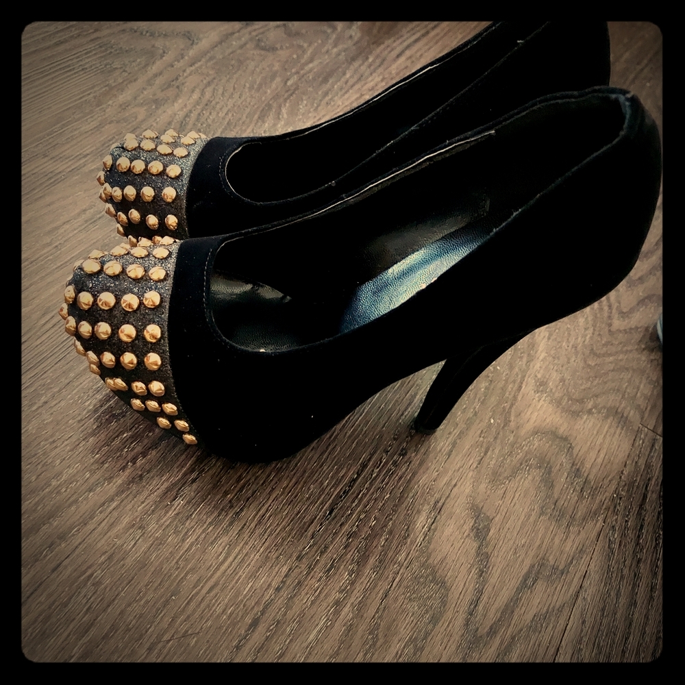 Woman shoes